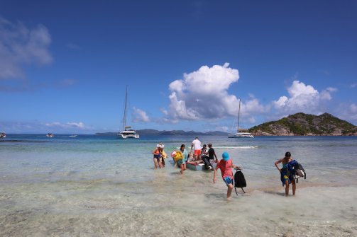 Arrivée à la Grande-Sœur - Excursion en bateau Îles Grande-Soeur, Cocos et Felicite 